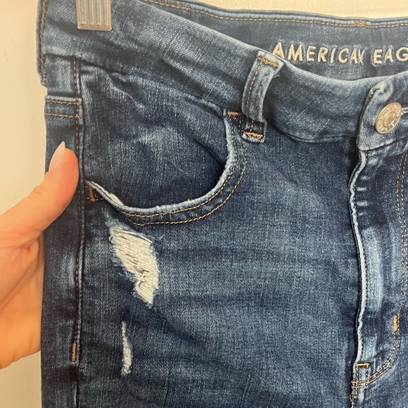 AE NE(X)T Level Curvy Super High Waisted Distressed Jean - Picture 6 of 10